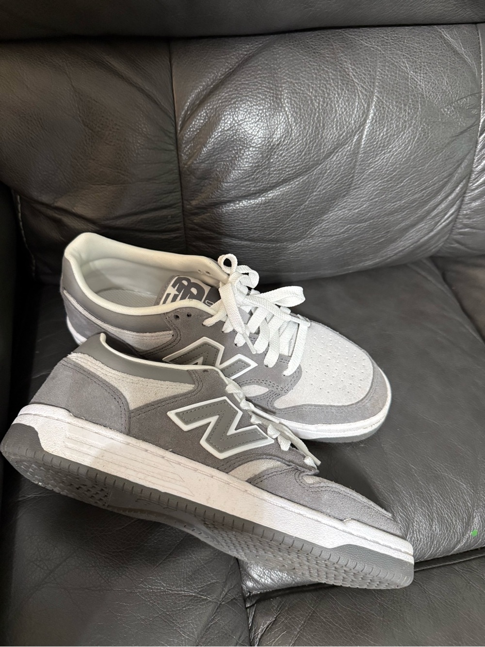 New Balance 480 Gray and White Low-Top Sneakers